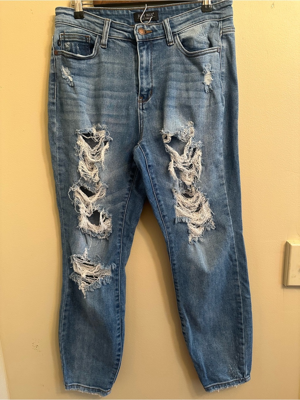 Judy Blue Women’s Distressed Blue Jeans Boyfriend Fit Size 7/28